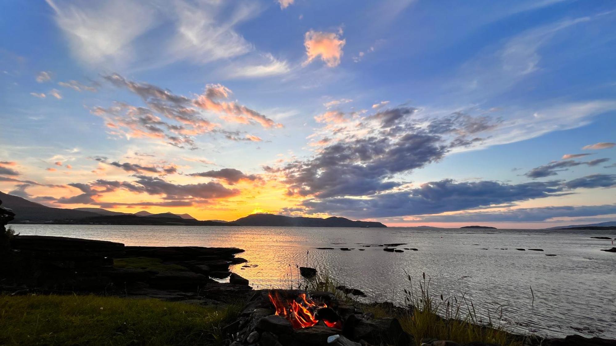 Carnmhor, Isle Of Skye - Stunning 242 Year Old Cottage On Its Own Sea Shore! Breakish ภายนอก รูปภาพ
