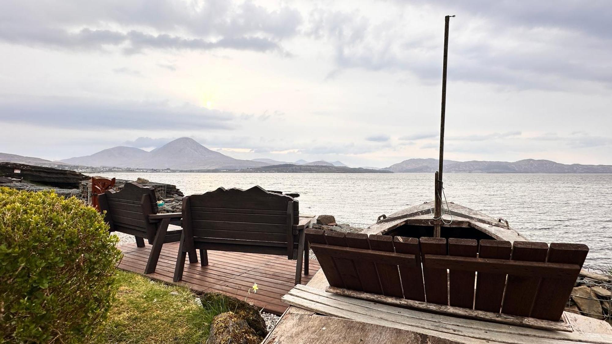 Carnmhor, Isle Of Skye - Stunning 242 Year Old Cottage On Its Own Sea Shore! Breakish ภายนอก รูปภาพ