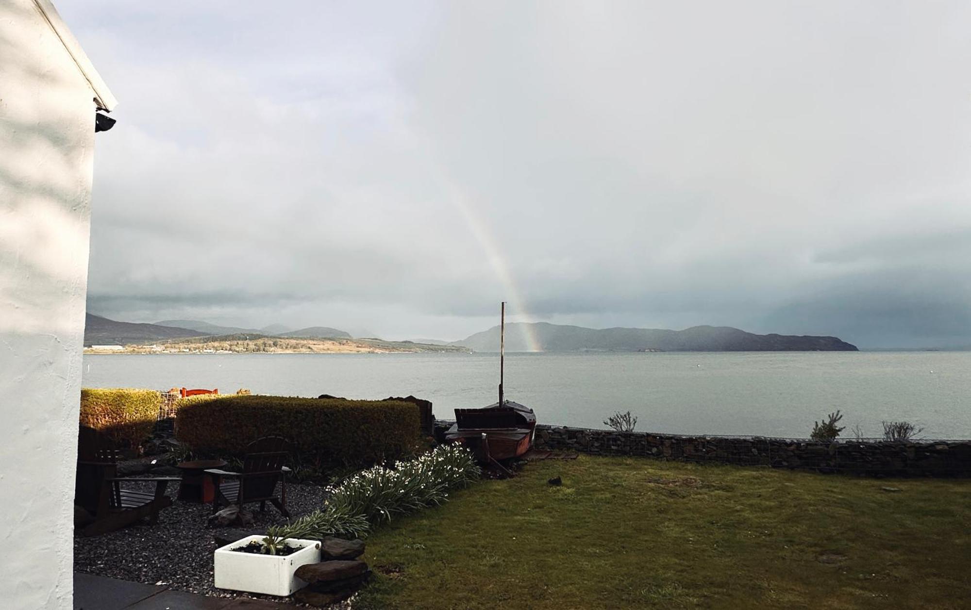 Carnmhor, Isle Of Skye - Stunning 242 Year Old Cottage On Its Own Sea Shore! Breakish ภายนอก รูปภาพ